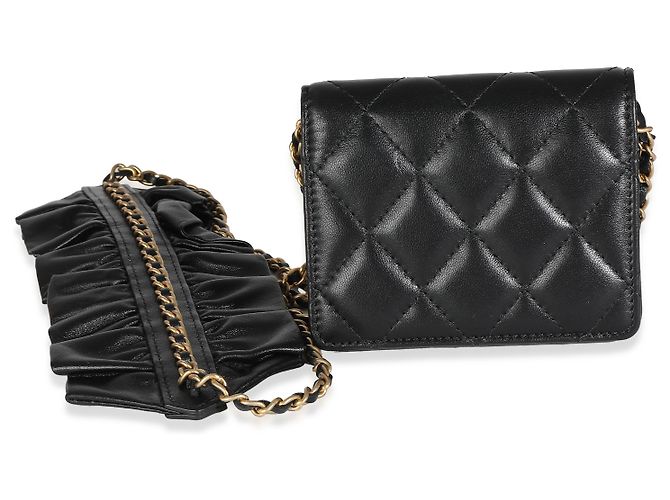 Tarjetero Chanel de piel de cordero acolchado negro con volantes y cadena - vista 4