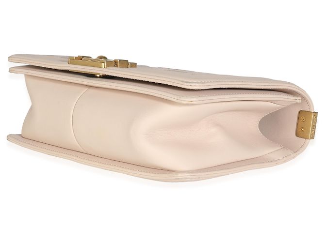 Borsa Chanel Medium Boy Bag in pelle di vitello caviar e camoscio beige con motivo Chevron Rosa - vista 6