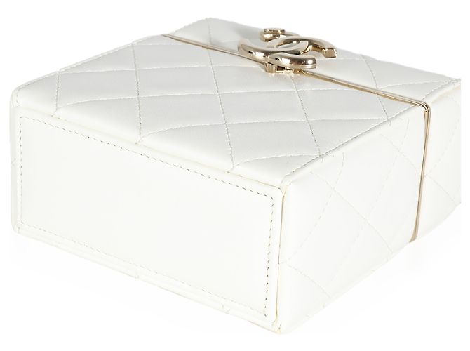 Mini Box Clutch Chanel 22P in agnello trapuntato bianco - vista 5