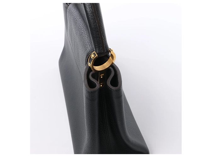 Borsa Louis Vuitton Capucines MM Parnassea in Nero M48864 Rosa - vista 4