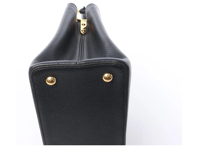Borsa Louis Vuitton Capucines MM Parnassea in Nero M48864 Rosa - vista 9