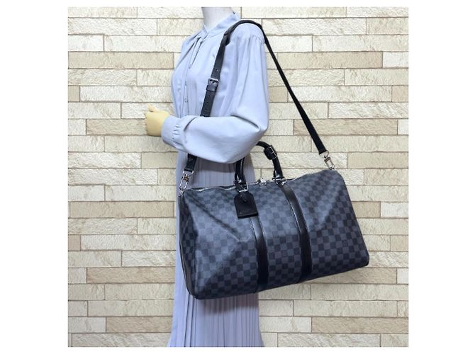 Borsa Boston Louis Vuitton Keepall Bandoulière 45 Damier Graphite Marrone Nero - vista 2