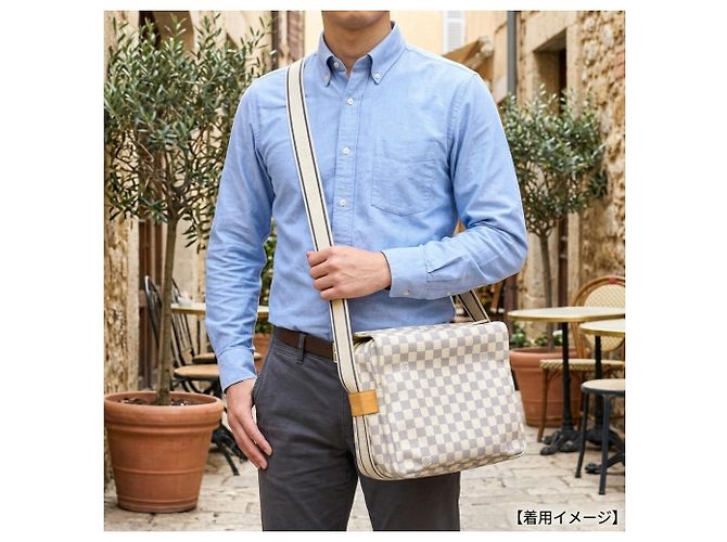 Borsa a tracolla Louis Vuitton Naviglio Damier Azur Bianco - vista 13
