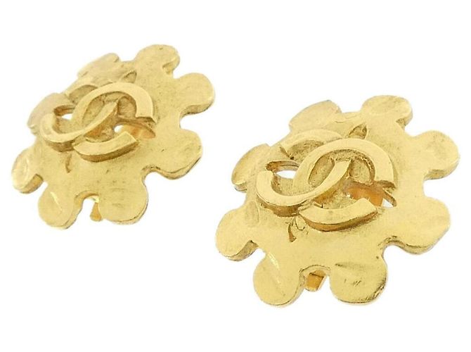 Orecchini a clip Chanel 03034 Gold D'oro - vista 2
