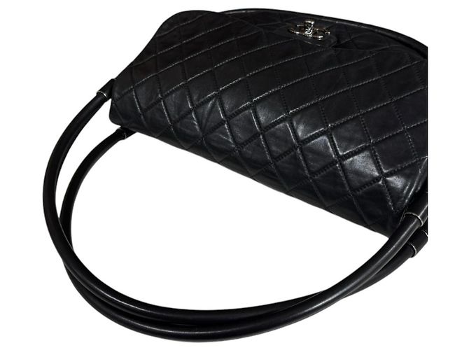 Borsa Chanel Hula Hoop Medium Matelassé Nero - vista 13