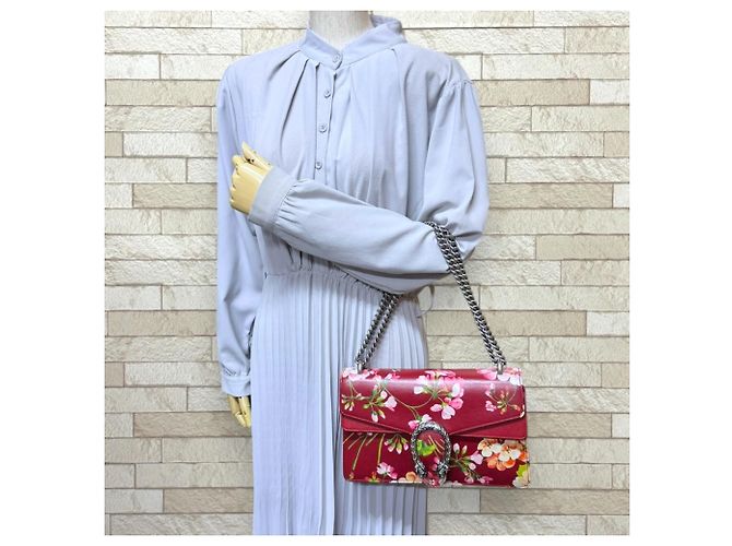 Borsa a tracolla Gucci Dionysus GG Blooms Rosso - vista 2