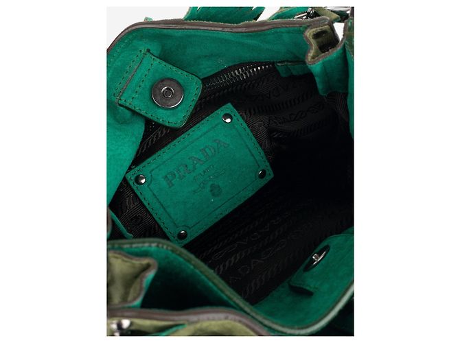 Prada SS07 Zweifarbige Wildleder-Fransen-Hobo-Schultertasche - Ansicht 8