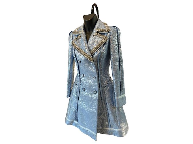 Abrigo azul cielo Moschino con strass grises - vista 3