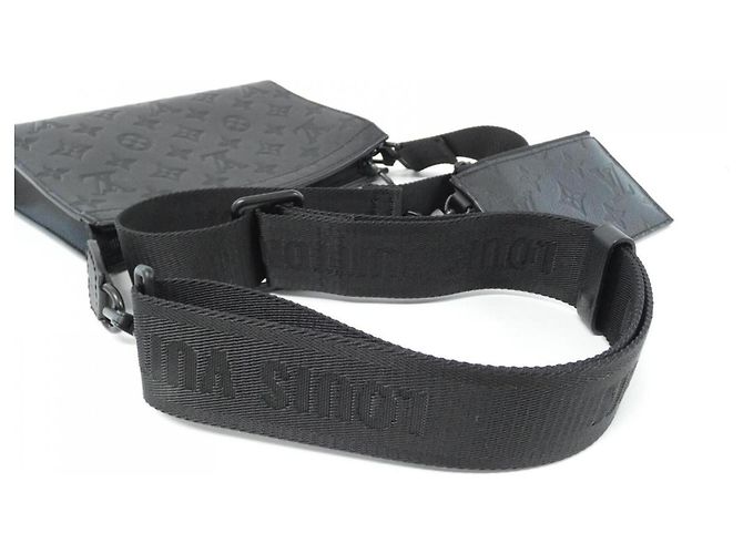 Portafoglio Gaston Monogram Shadow Louis Vuitton Nero - vista 9