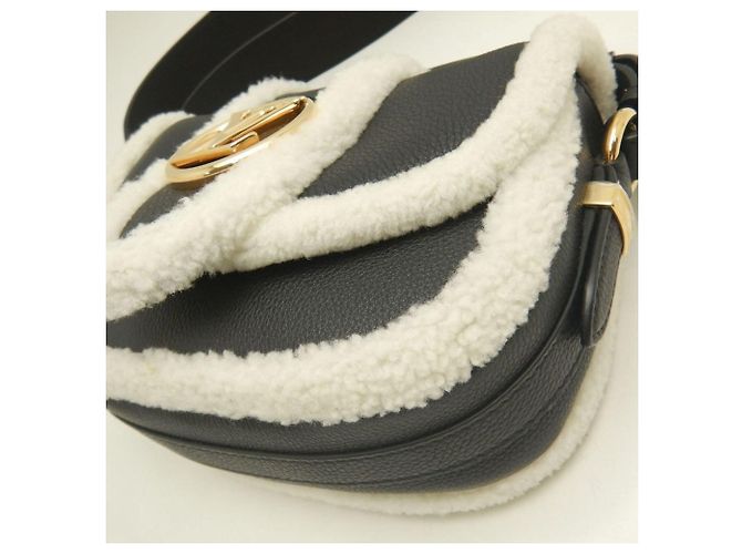 Borsa a tracolla Louis Vuitton LV Pont Neuf Soft PM in shearling di vitello Nero Bianco - vista 11