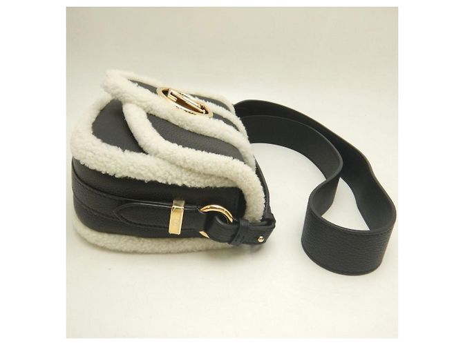 Borsa a tracolla Louis Vuitton LV Pont Neuf Soft PM in shearling di vitello Nero Bianco - vista 7