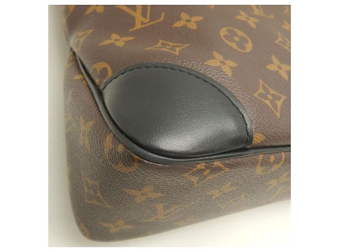 Sac à épaule Louis Vuitton Monogram Odeon NM MM Marron - vue 14
