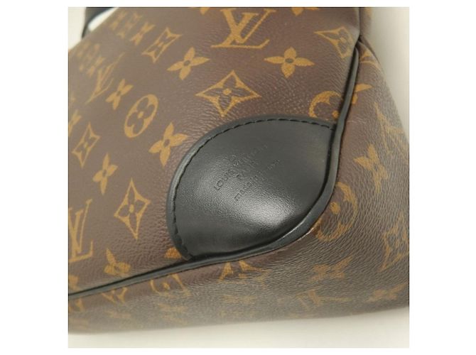 Sac à épaule Louis Vuitton Monogram Odeon NM MM Marron - vue 17