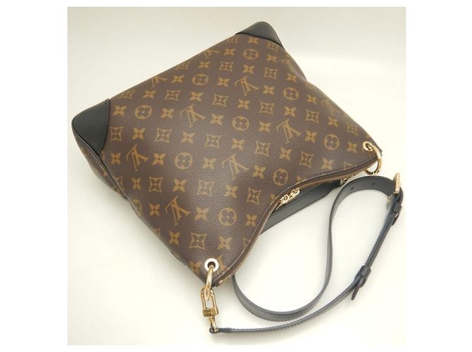 Sac à épaule Louis Vuitton Monogram Odeon NM MM Marron - vue 4