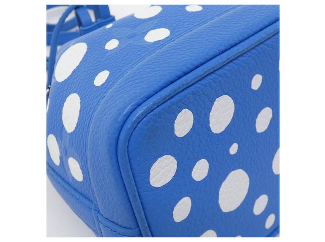 Borsa a Spalla Louis Vuitton Monogram Empreinte Nano Noe Bianco Blu - vista 3