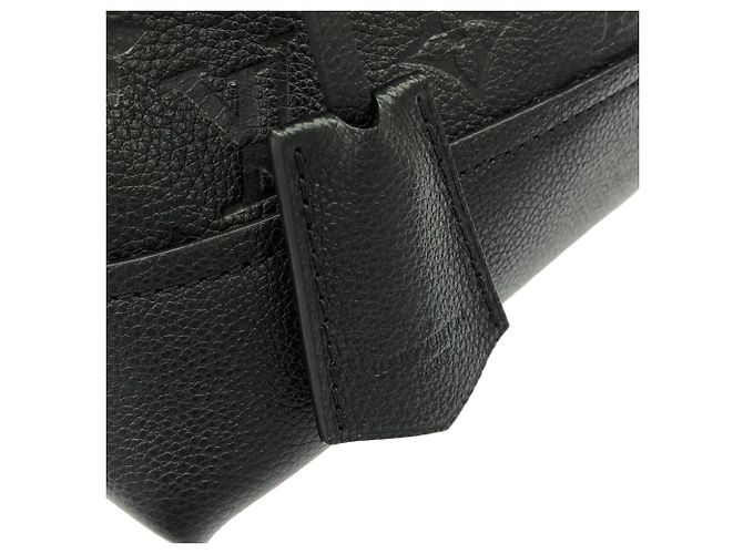 Bolso Louis Vuitton Monogram Empreinte Neo Alma BB Negro - vista 5