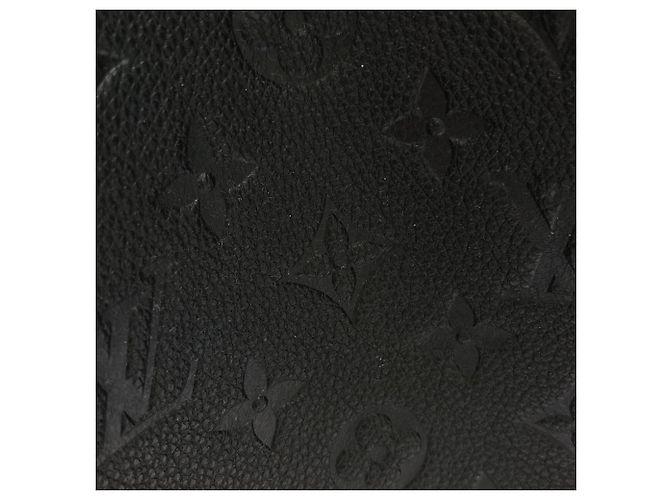 Borsa Louis Vuitton Monogram Empreinte OnTheGo MM Nero - vista 4