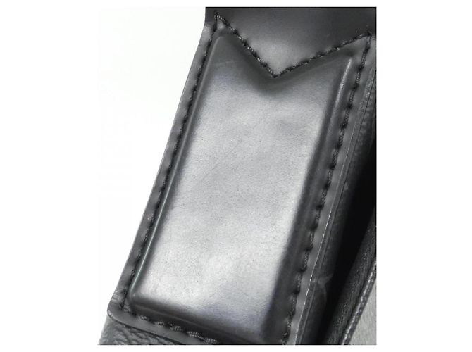 Borsa a Spalla Louis Vuitton Monogram Eclipse District PM Nero - vista 6