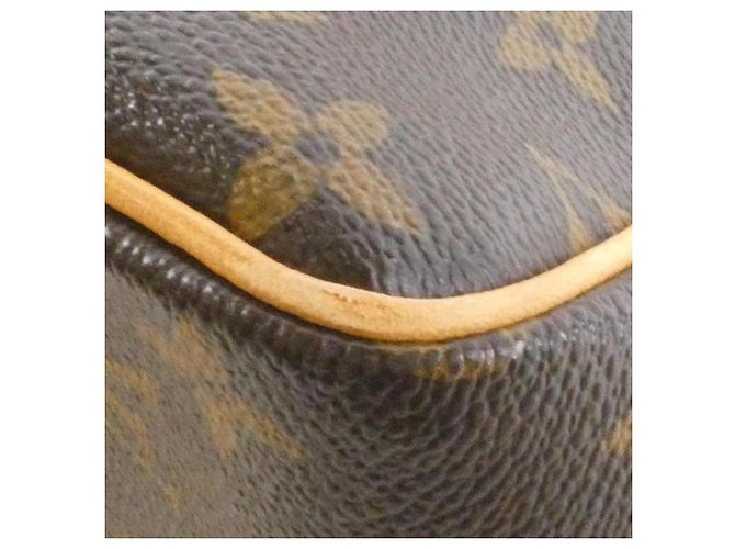 Borsa Louis Vuitton Monogram Batignolles Marrone - vista 3