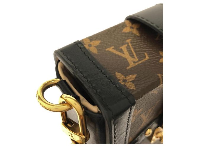 Louis Vuitton Monogram Pochette Trunk Vertical M63913 Marrone - vista 7