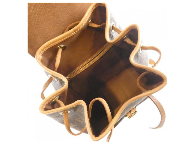 Zaino Louis Vuitton Monogram Montsouris MM Marrone - vista 8