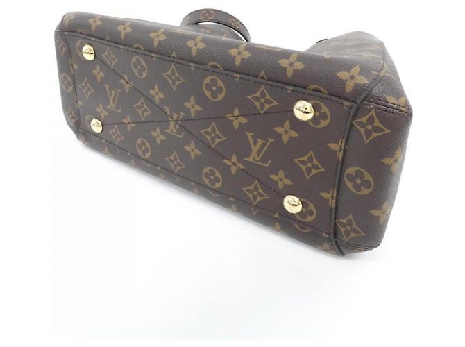 Borsa Louis Vuitton Monogram Montaigne MM Marrone - vista 2