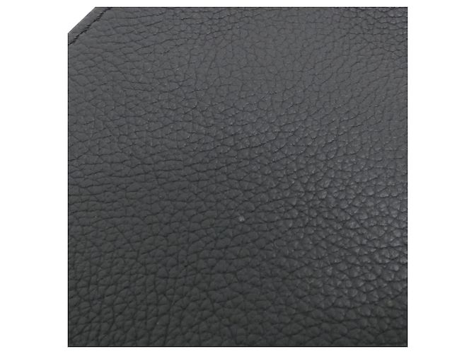 Borsa Louis Vuitton Low Key Cabas MM Nero - vista 4