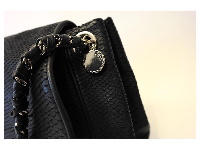 Reiss Borsa a tracolla in pelle nera goffrata - vista 5