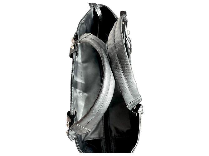 Bolsa Tote Chanel Paris Biarritz em couro acolchoado preto e tecido - vista 7