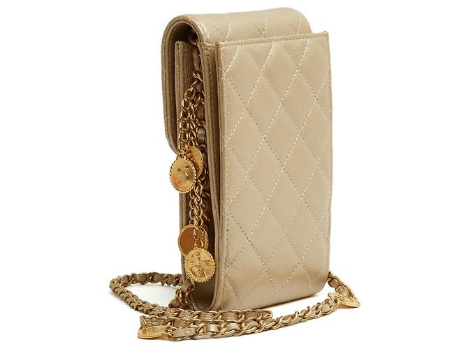 Timeless Chanel Métiers d'Art 2023 Dakar Bolsa de Ombro Couro Dourado - vista 3