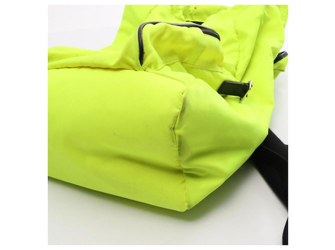 Zaino Borsa a Mano Yves Saint Laurent Hunting Rocksack Nero Verde - vista 13