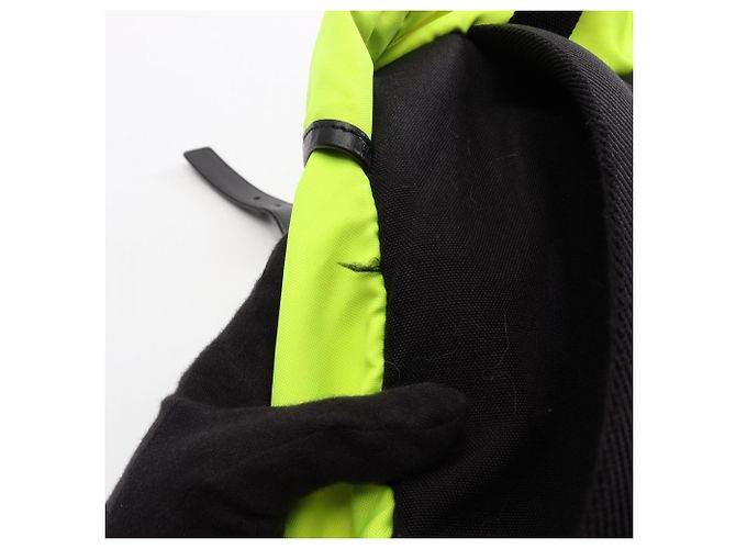 Zaino Borsa a Mano Yves Saint Laurent Hunting Rocksack Nero Verde - vista 16