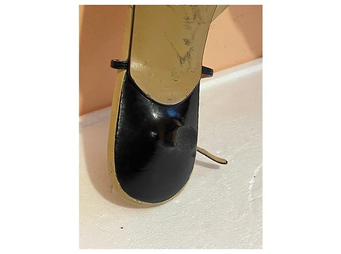 Décolleté slingback bicolore Chanel in pelle Nero Beige - vista 13