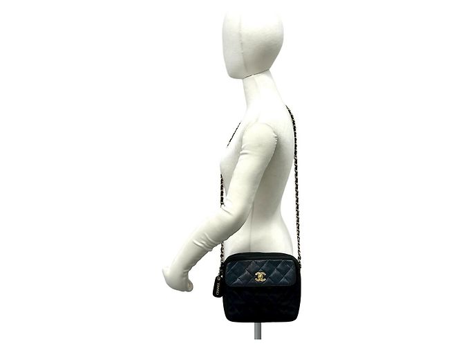 Chanel Vintage Matelassé Coco Mark Schultertasche Schwarz - Ansicht 2
