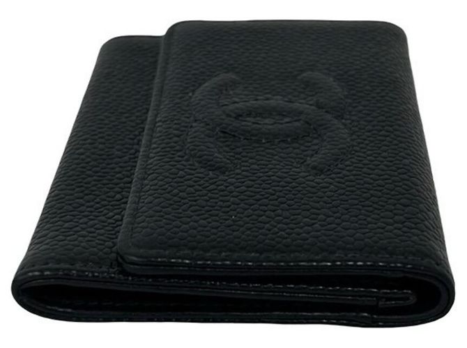 Tarjetero en piel de becerro granulado negro Chanel - vista 5