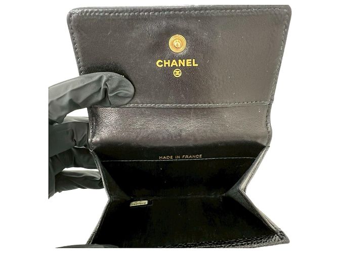 Tarjetero en piel de becerro granulado negro Chanel - vista 7