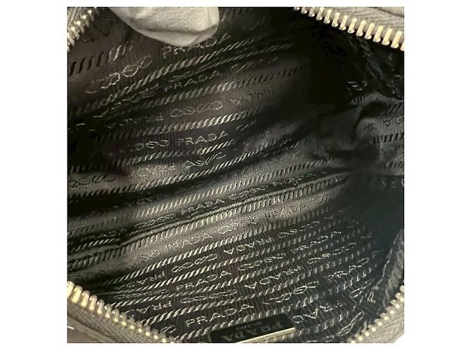 Bolsa de ombro 2-way em nylon e couro Prada Preto - vista 9