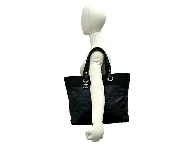 Timeless Borsa Tote Chanel Paris Biarritz MM Nero - vista 2