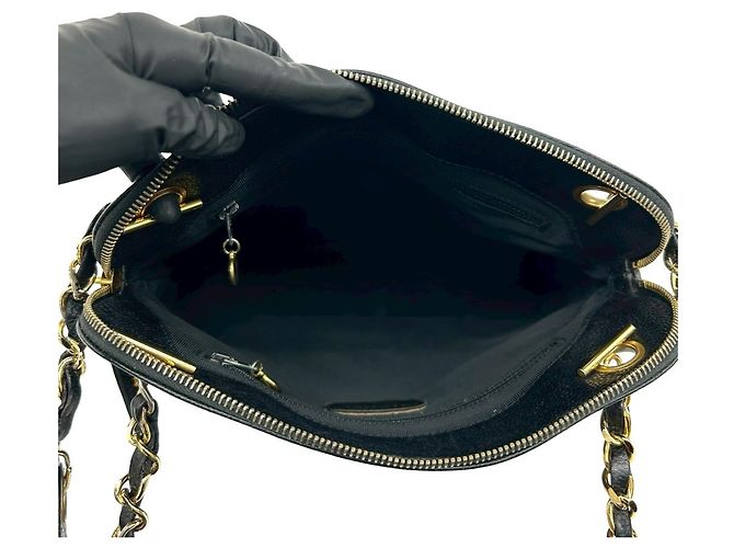 Chanel Vintage Schultertasche aus Caviar-Leder Schwarz - Ansicht 9