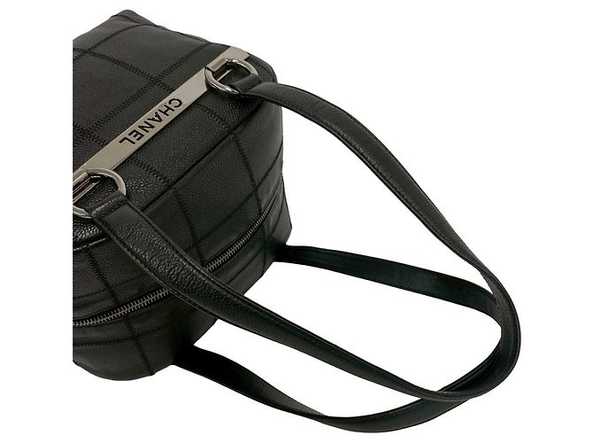 Timeless Borsa Chanel Chocolate Bar in pelle caviar Nero - vista 4