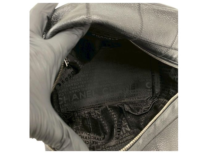 Timeless Borsa Chanel Chocolate Bar in pelle caviar Nero - vista 9