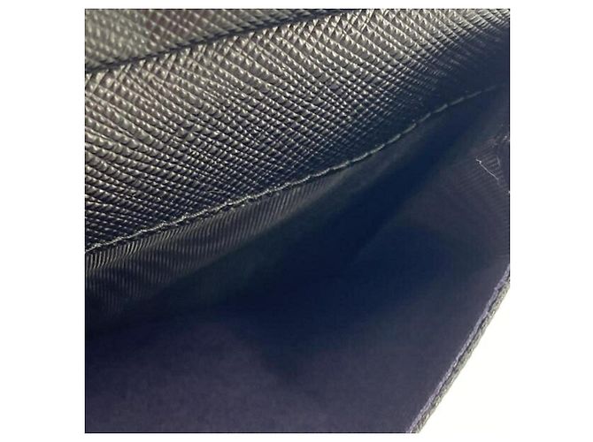 Prada Bi-fold Wallet in Black Saffiano Leather - vista 8