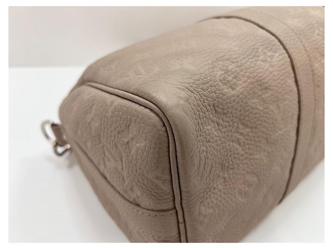Louis Vuitton Keepall Bandoulière 35 Boston Bag Beige - vista 8