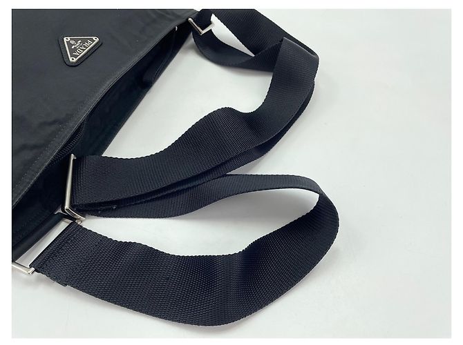 Borsa a tracolla in nylon nero Prada - vista 8