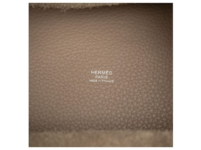 Hermès Picotin Lock 18 in Clemence Beige - vista 5