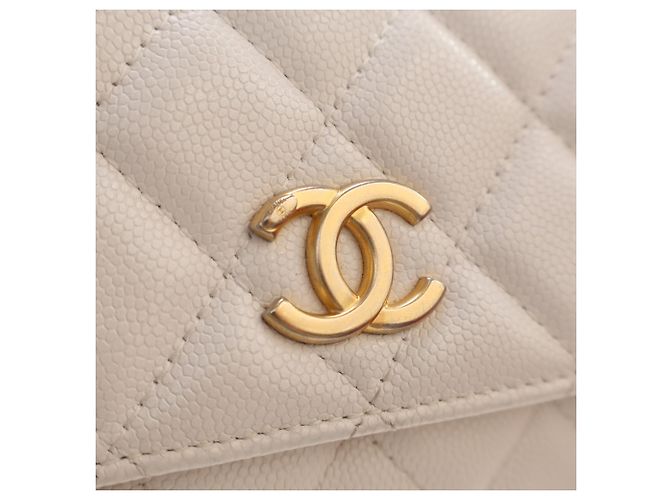 Chanel White Small CC Quilted Caviar Twist Your Buttons Flap Bianco - vista 4