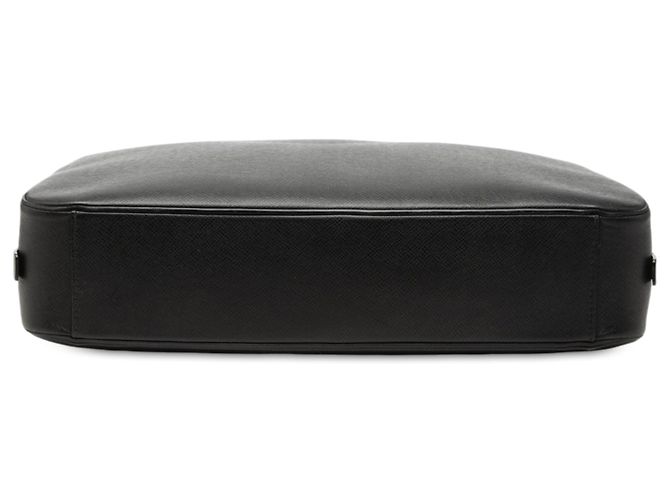 Pasta Louis Vuitton Black Taiga Neo Igor Preto - vista 3