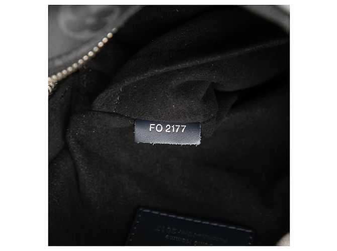 Louis Vuitton Blue Epi Monogram Danube PM Blu navy - vista 6