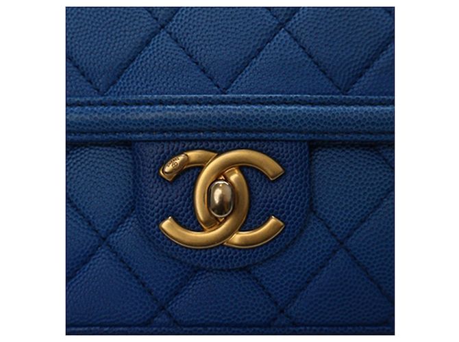 Chanel Blue Small Quilted Caviar Sunset On The Sea Flap - vista 7