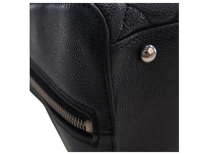 Borsa Bowler Chanel Black CC Quilted Caviar Nero - vista 10
